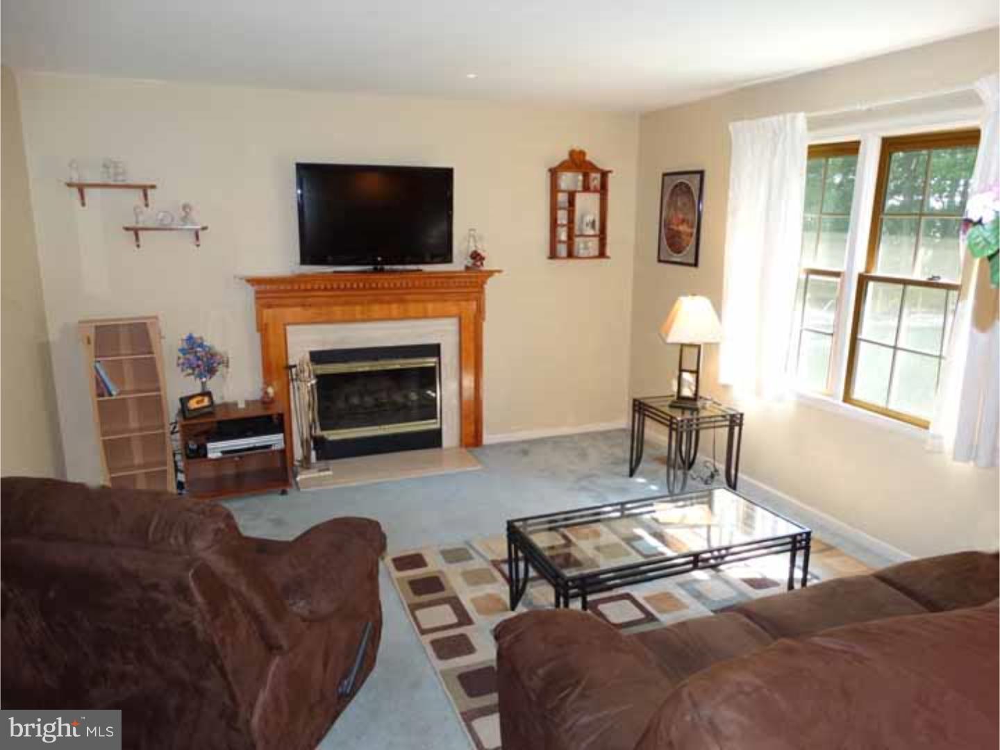 467 Stanford Road Fairless Hills, PA 19030 - Photo 9 of 22 Gallery Image 9