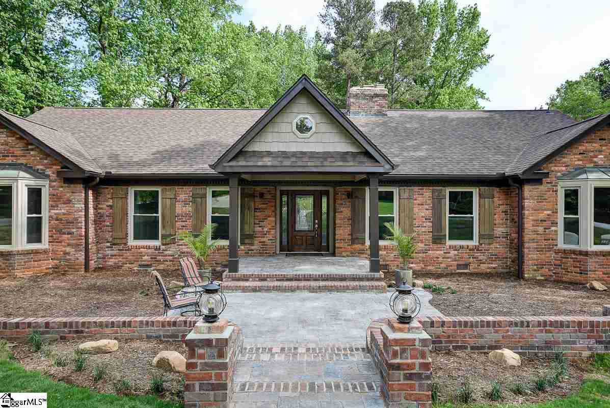 310 Sweetbriar Road Greenville, SC 29615 - Photo 2 of 36 Gallery Image 2