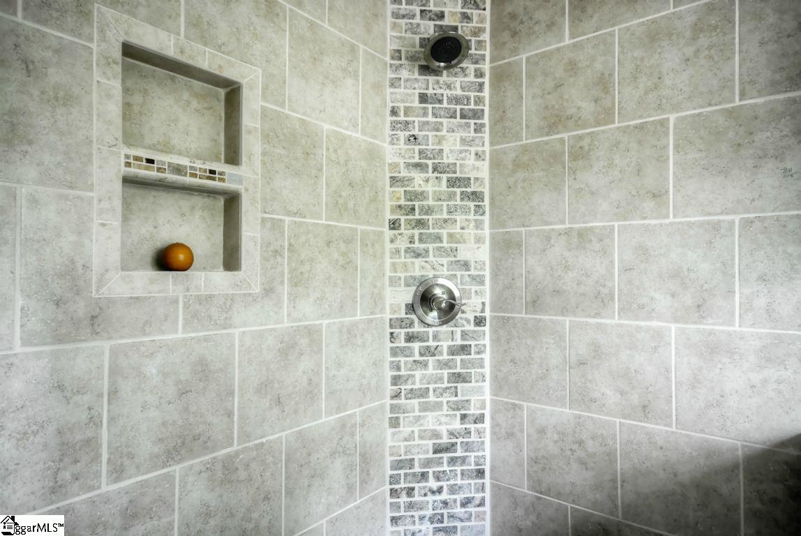 310 Sweetbriar Road Greenville, SC 29615 - Photo 24 of 36 Gallery Image 24