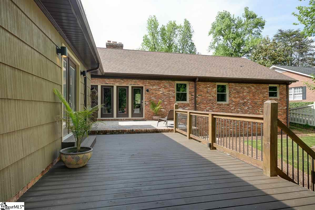 310 Sweetbriar Road Greenville, SC 29615 - Photo 30 of 36 Gallery Image 30