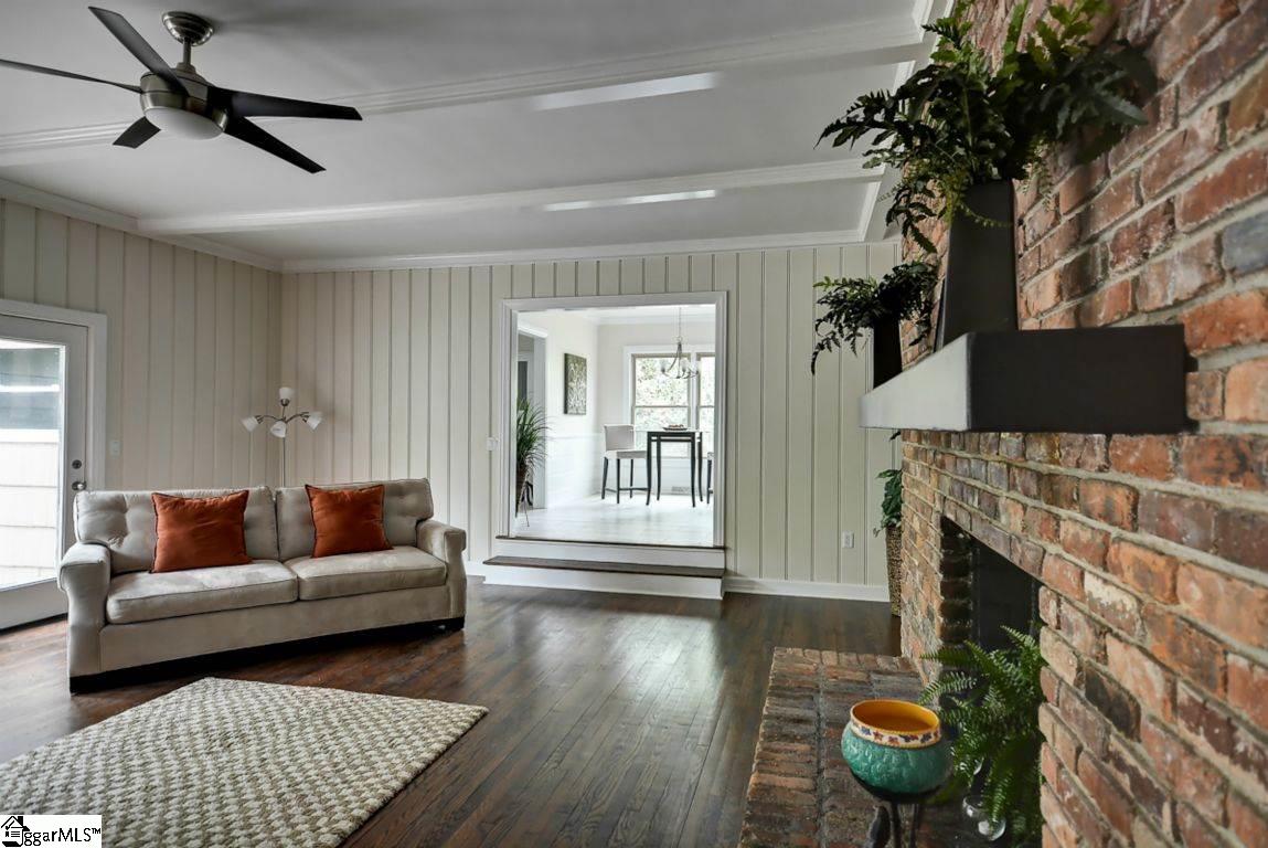 310 Sweetbriar Road Greenville, SC 29615 - Photo 5 of 36 Gallery Image 5