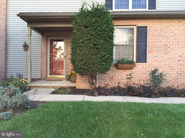 49 Rockford Road Mountville, PA 17554 - Photo 1 of 30 Gallery Image 1