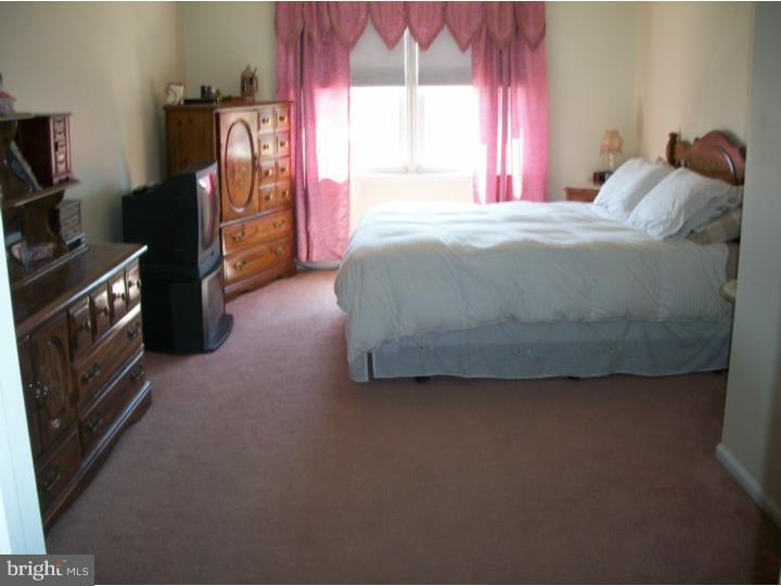 2513 Valley View Road Bensalem, PA 19020 - Photo 19 of 25 Master Bedroom