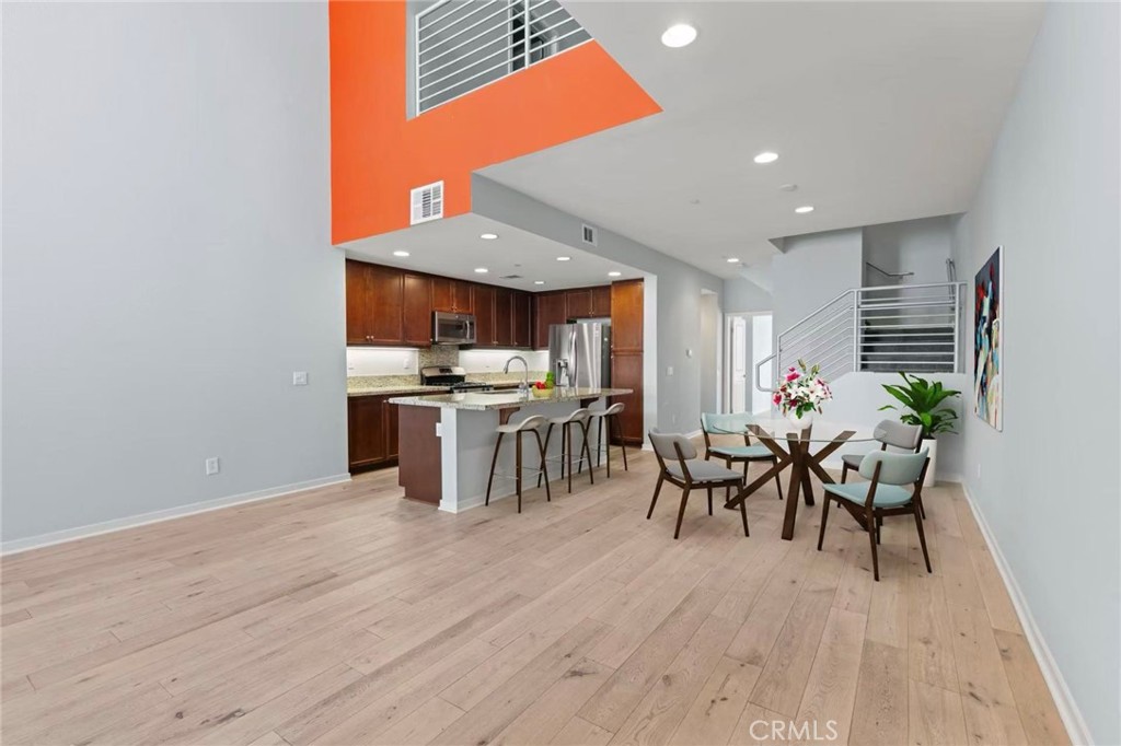 543 Rockefeller Irvine, CA 92612 - Photo 2 of 24