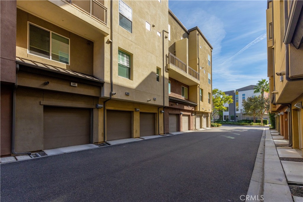 543 Rockefeller Irvine, CA 92612 - Photo 21 of 24