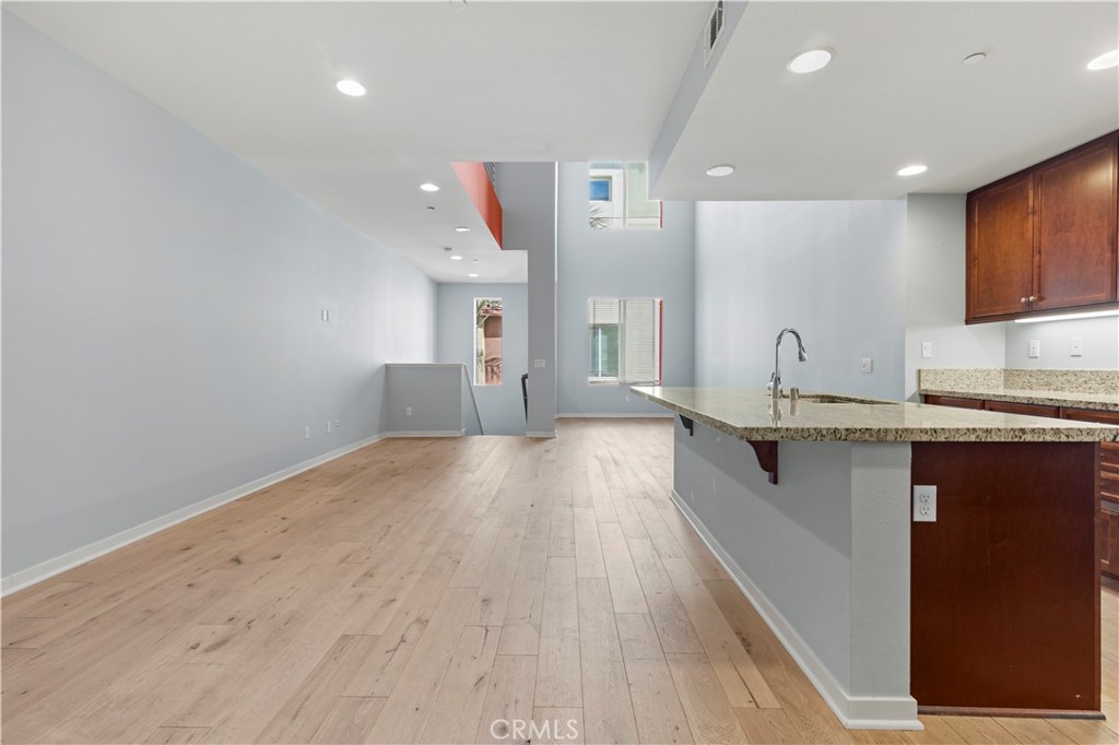 543 Rockefeller Irvine, CA 92612 - Photo 8 of 24