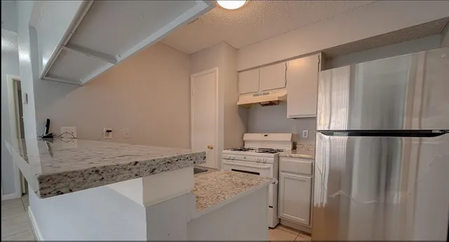 $1,400 | 12005 Tambourine Drive, Houston, TX 77477