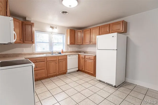 $164,900 | 121 Anna Street, St. James, MO 65559