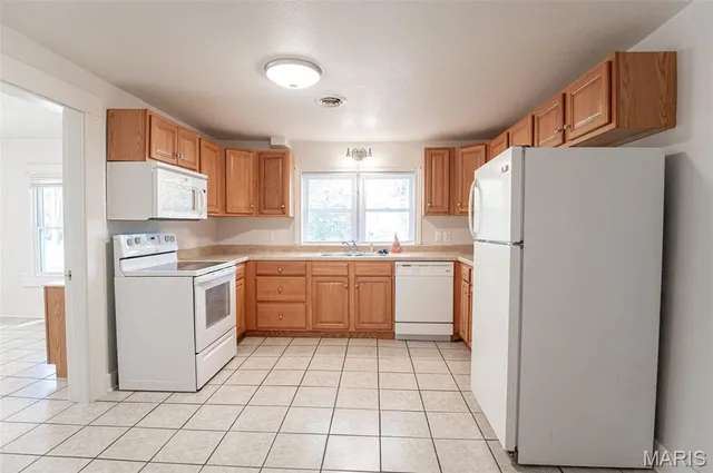 $164,900 | 121 Anna Street, St. James, MO 65559