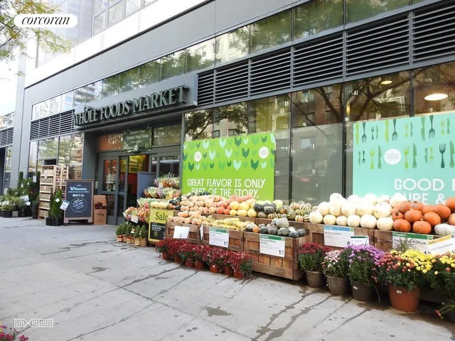 $729,000 | 200 East 58th Street, Unit 10F | Midtown East