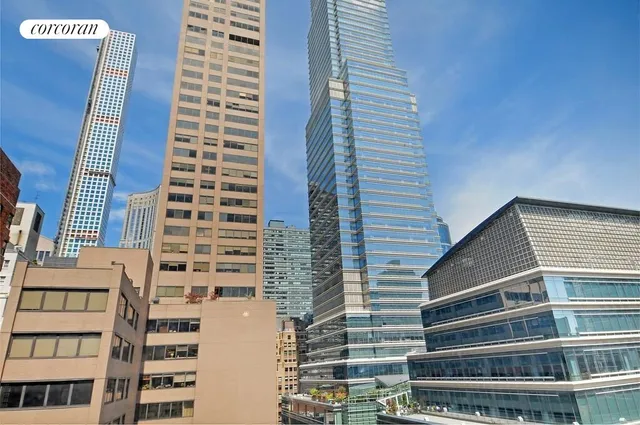 $729,000 | 200 East 58th Street, Unit 10F | Midtown East