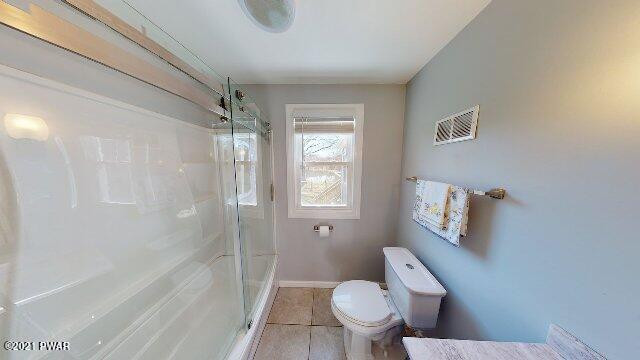 115 Chestnut Ridge Road Dingmans Ferry, PA 18328 - Photo 22 of 47 Bath
