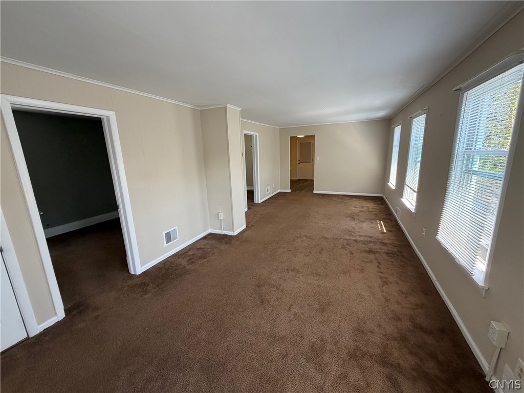 244 Harding Street, Unit 46 Syracuse, NY 13208 - Photo 5 of 9