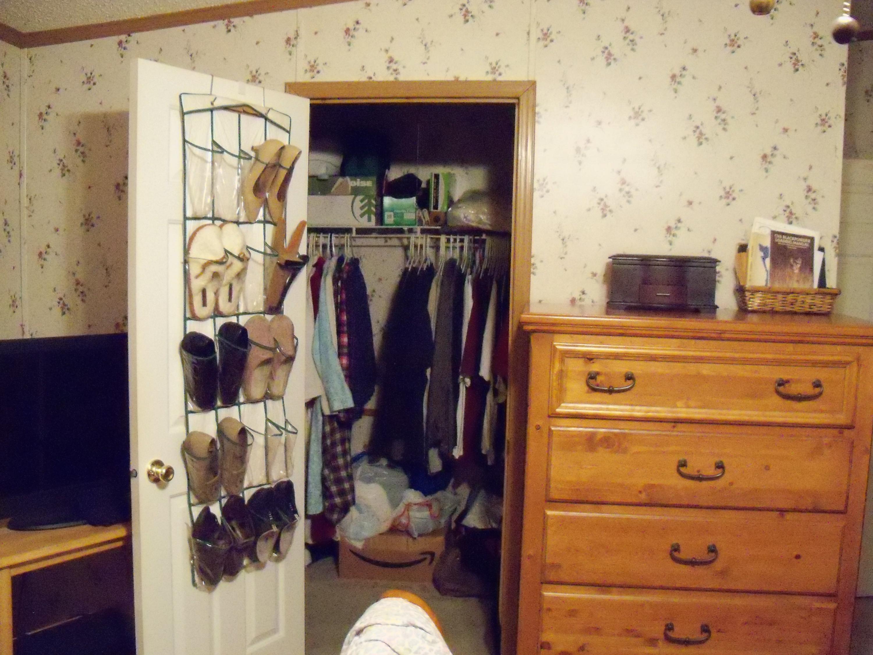 798 Maple Branch Road Sparta, TN 38583 - Photo 13 of 23 Master Closet