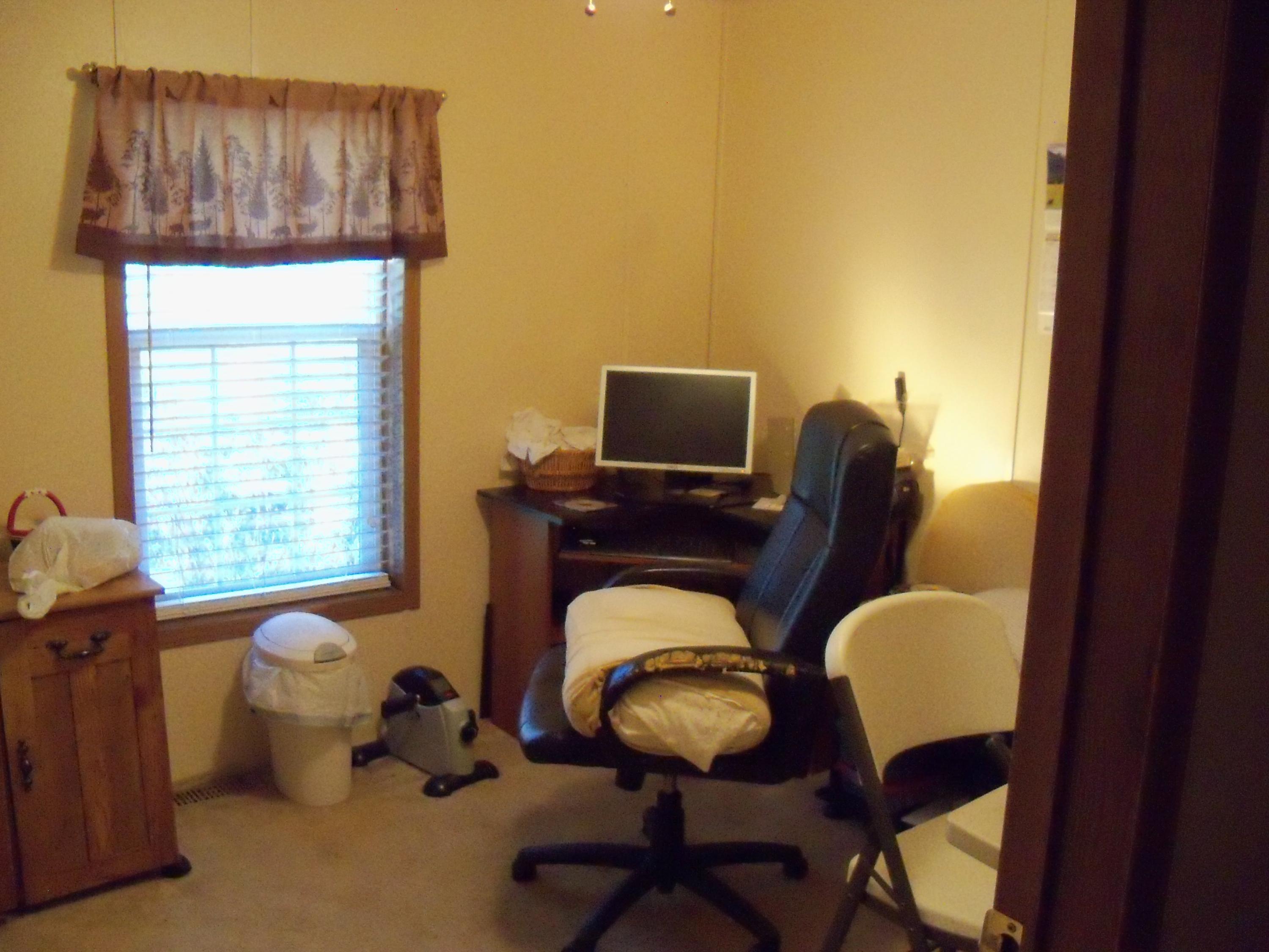 798 Maple Branch Road Sparta, TN 38583 - Photo 18 of 23 Office