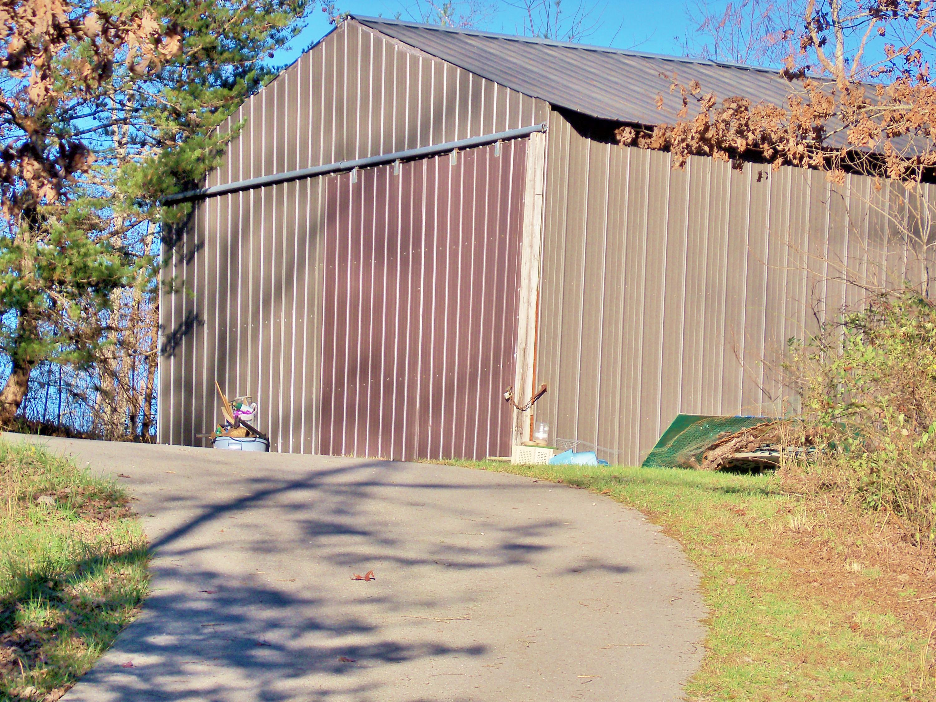 798 Maple Branch Road Sparta, TN 38583 - Photo 20 of 23 Garage/Workshop
