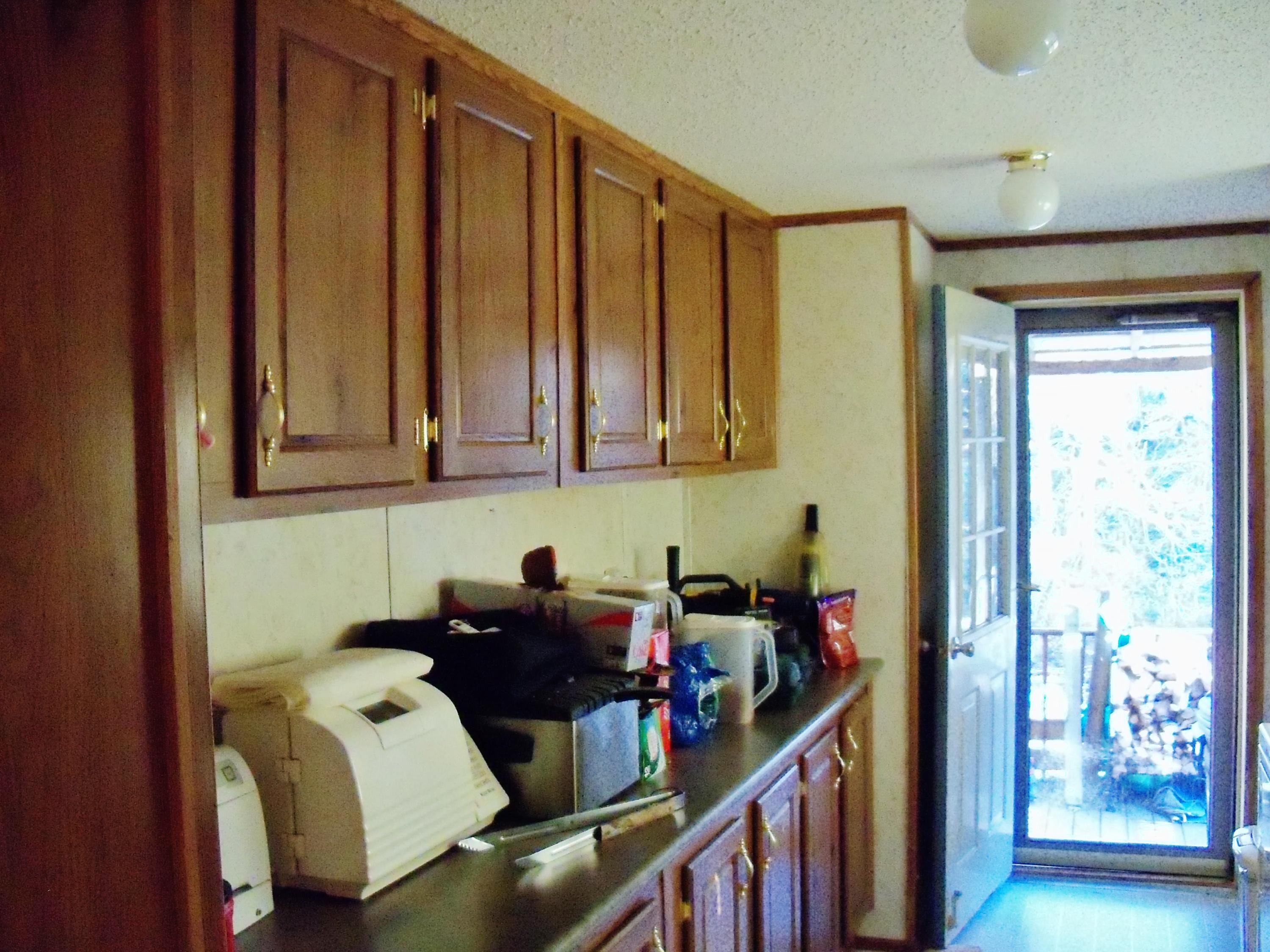 798 Maple Branch Road Sparta, TN 38583 - Photo 7 of 23 Laundry with Cabinet Storage