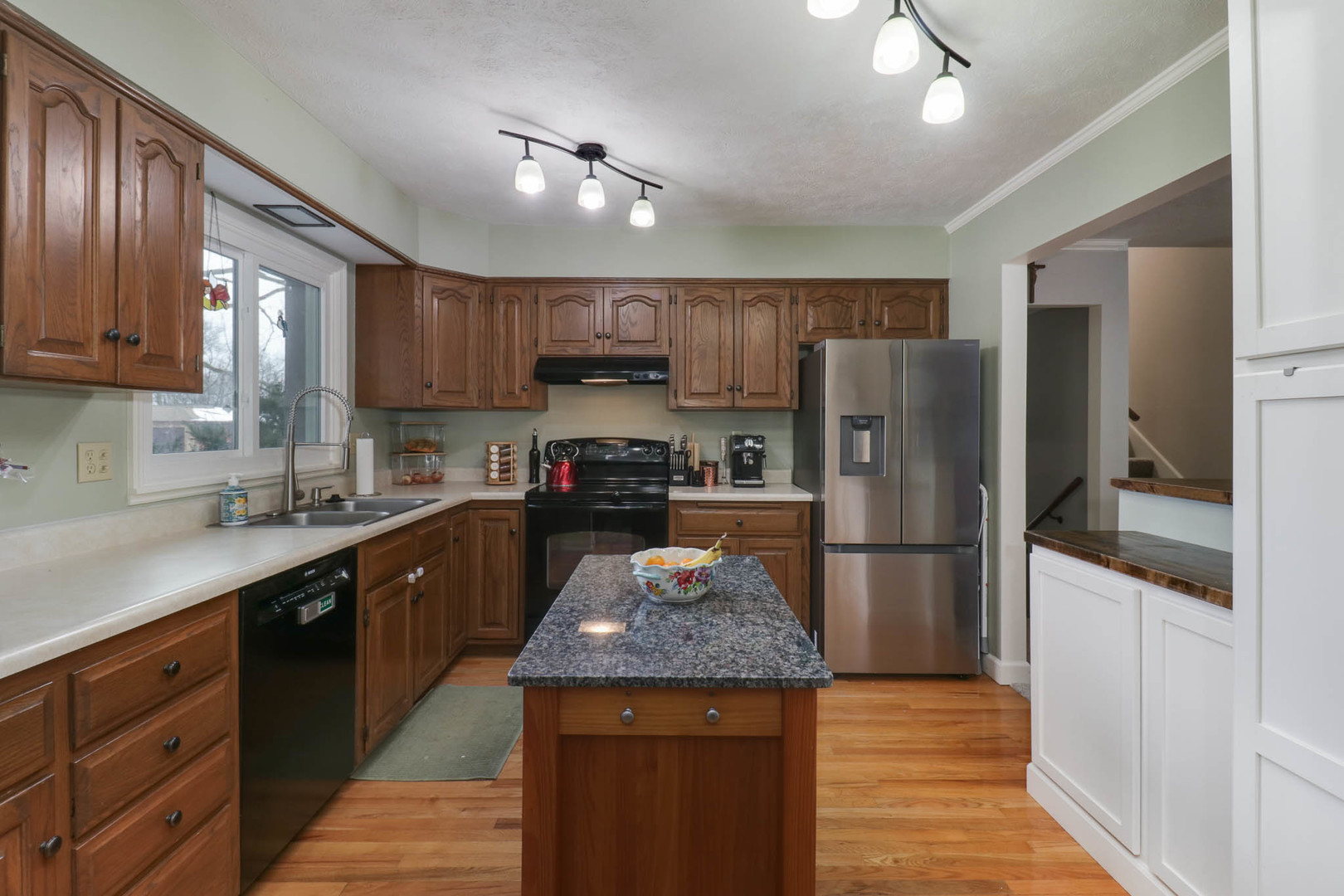 208 Hammitt Drive Normal, IL 61761 - Photo 11 of 49