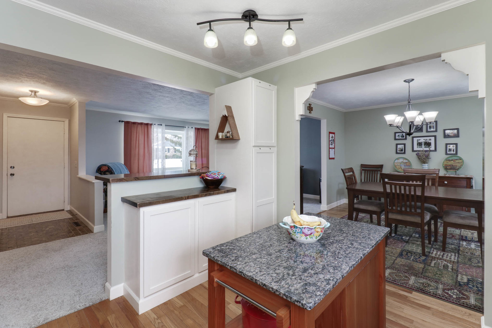 208 Hammitt Drive Normal, IL 61761 - Photo 13 of 49