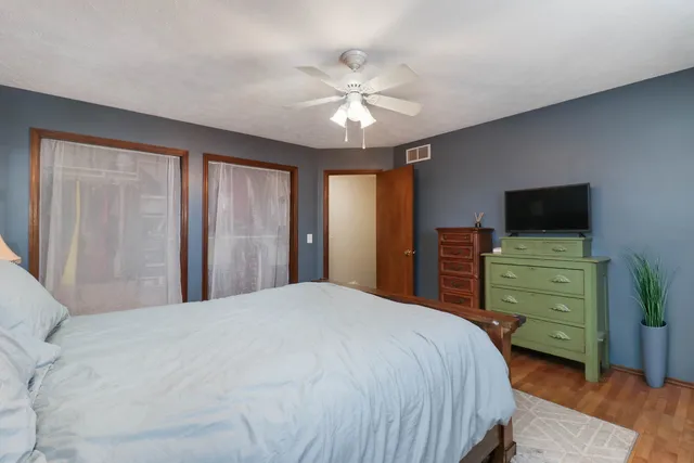 $305,000 | 208 Hammitt Drive, Normal, IL 61761