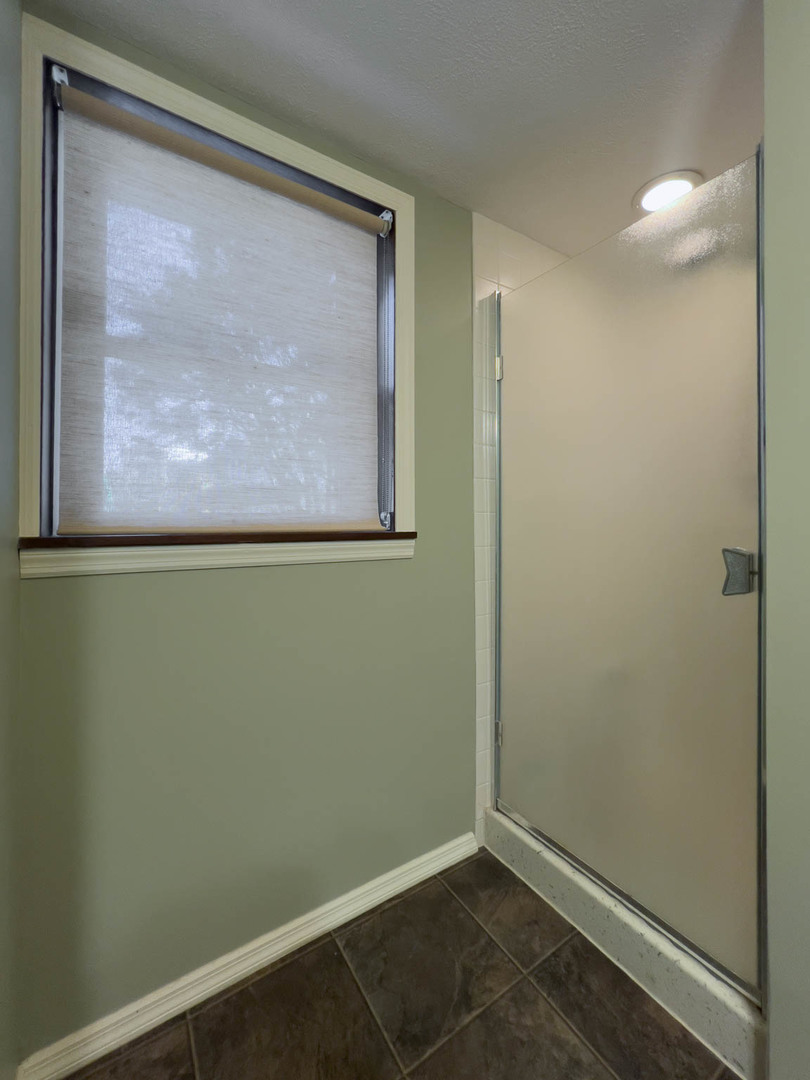 208 Hammitt Drive Normal, IL 61761 - Photo 29 of 49