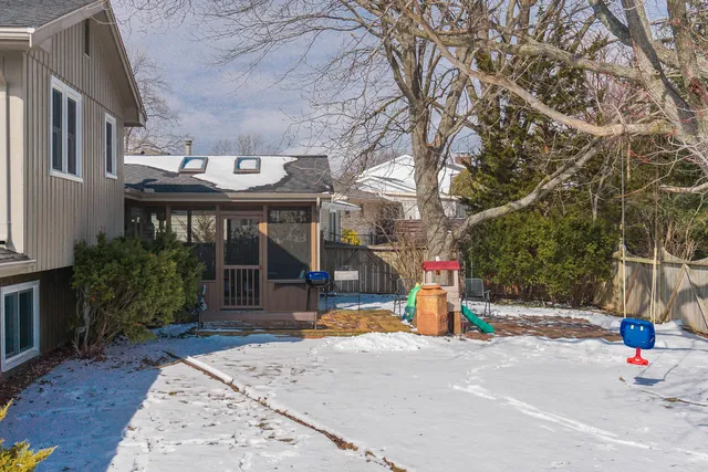 $305,000 | 208 Hammitt Drive, Normal, IL 61761