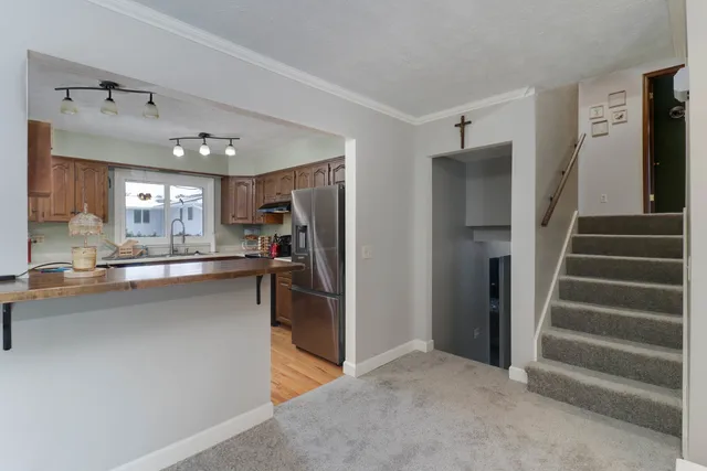 $305,000 | 208 Hammitt Drive, Normal, IL 61761