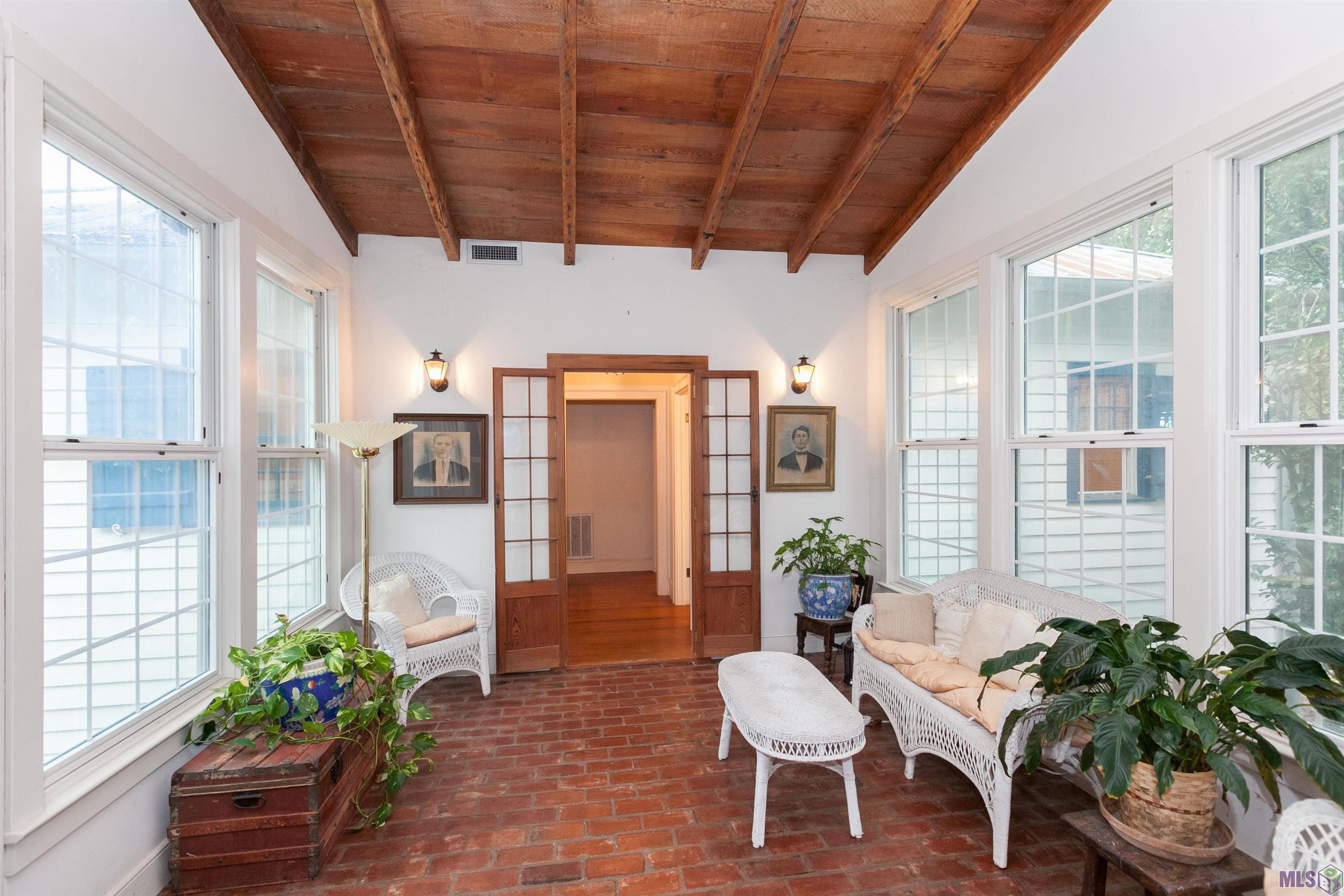 5544 Highland Road Baton Rouge, LA 70808 - Photo 13 of 24 Sunroom