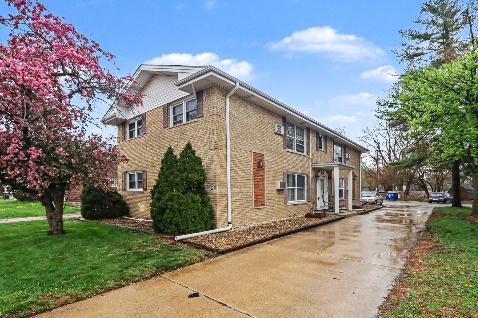 2278 182nd Place Lansing, IL 60438 - Photo 2 of 15