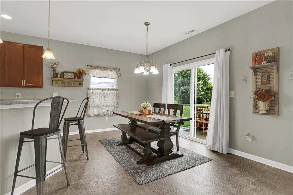 109 Rambling Road Greenfield, IN 46140 - Photo 11 of 33