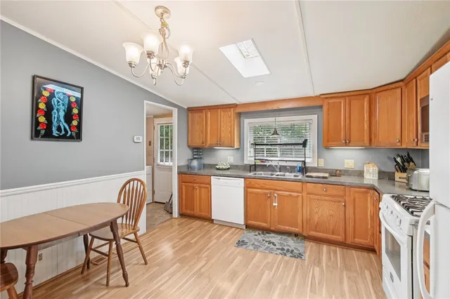 $69,900 | 222 Sunset Drive, Clarendon, NY 14470