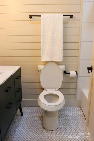 $399,000 | 94 Breezy Knob Road, Franklin, NC 28734