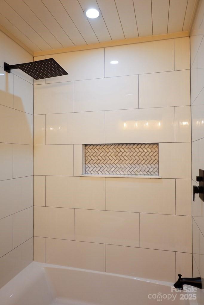 94 Breezy Knob Road Franklin, NC 28734 - Photo 16 of 37