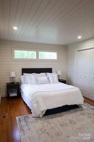 $399,000 | 94 Breezy Knob Road, Franklin, NC 28734