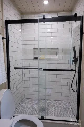 $399,000 | 94 Breezy Knob Road, Franklin, NC 28734