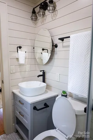 $399,000 | 94 Breezy Knob Road, Franklin, NC 28734