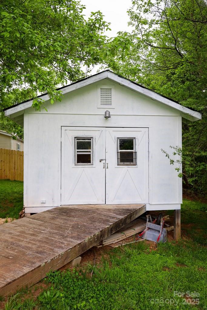 94 Breezy Knob Road Franklin, NC 28734 - Photo 33 of 37