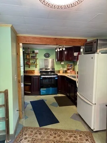 $725,000 | 45 Spring Street, Lunenburg, MA 01462