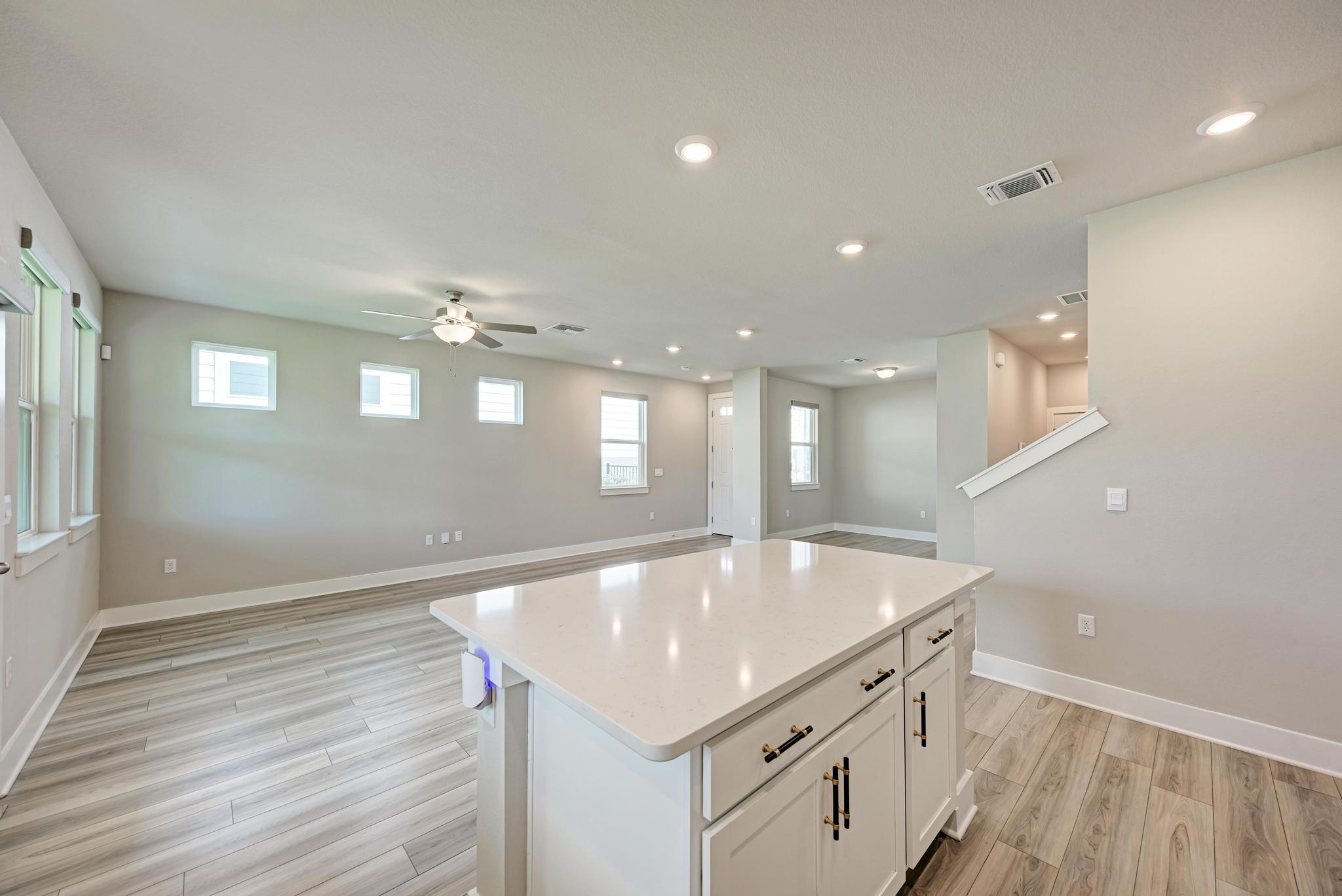 7203 Travertine Spring Drive Austin, TX 78744 - Photo 16 of 38