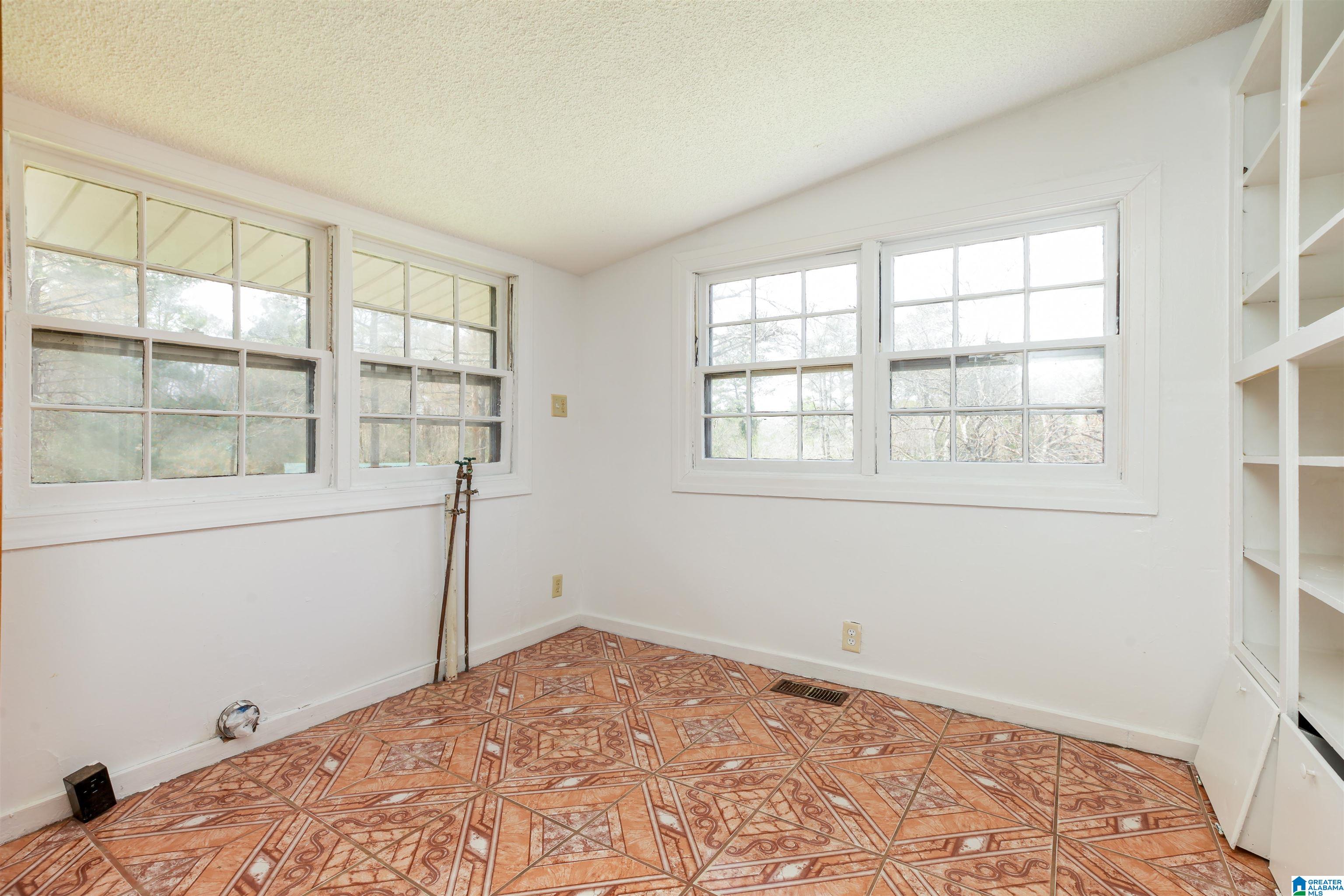 1610 Taylors Mill Road Talladega, AL 35160 - Photo 7 of 20
