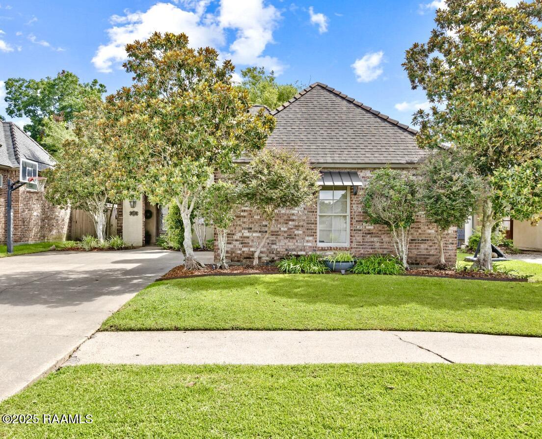 200 Croft Row Lafayette, LA 70503 - Photo 2 of 30 200 Pic