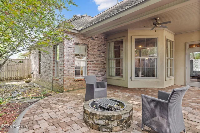 $349,000 | 200 Croft Row, Lafayette, LA 70503