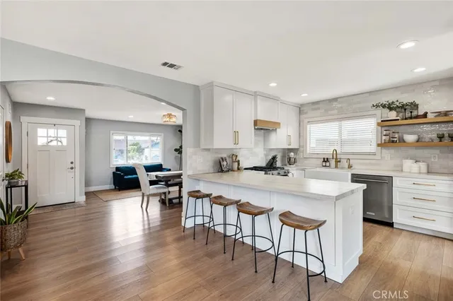 $1,199,000 | 677 North Clinton Street, Orange, CA 92867