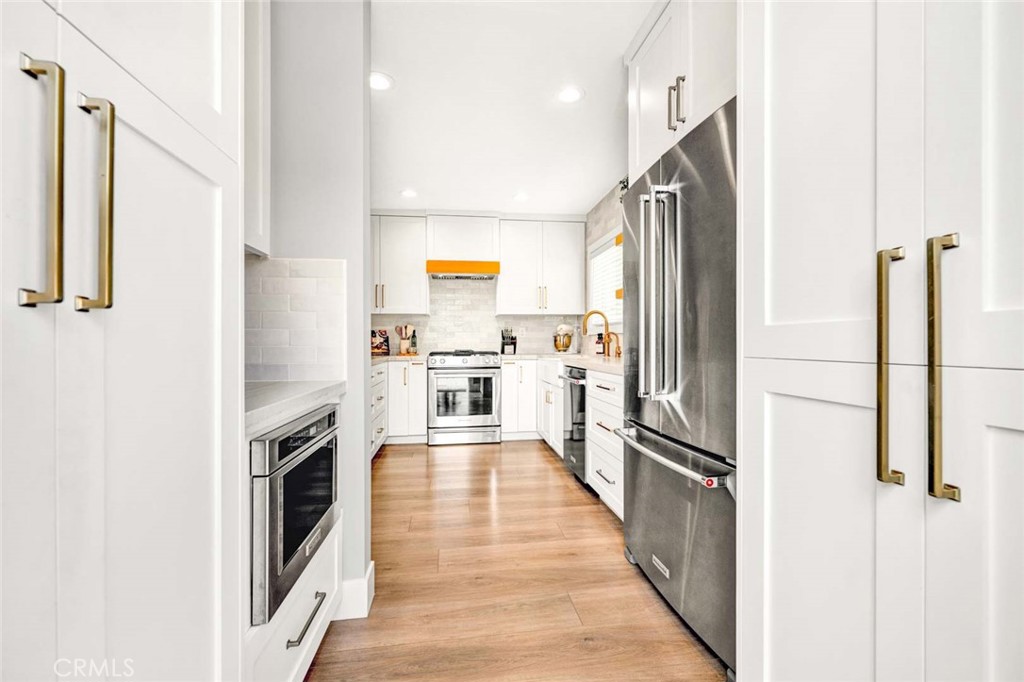 677 North Clinton Street Orange, CA 92867 - Photo 9 of 26