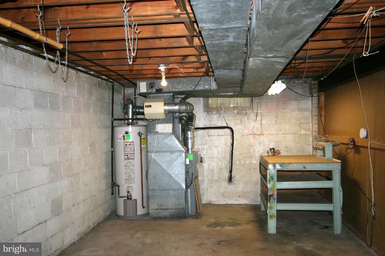 1086 Ruatan Street Silver Spring, MD 20903 - Photo 14 of 17 Utility area