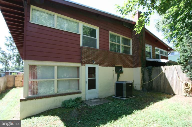 1086 Ruatan Street Silver Spring, MD 20903 - Photo 9 of 17 Exterior (Rear)