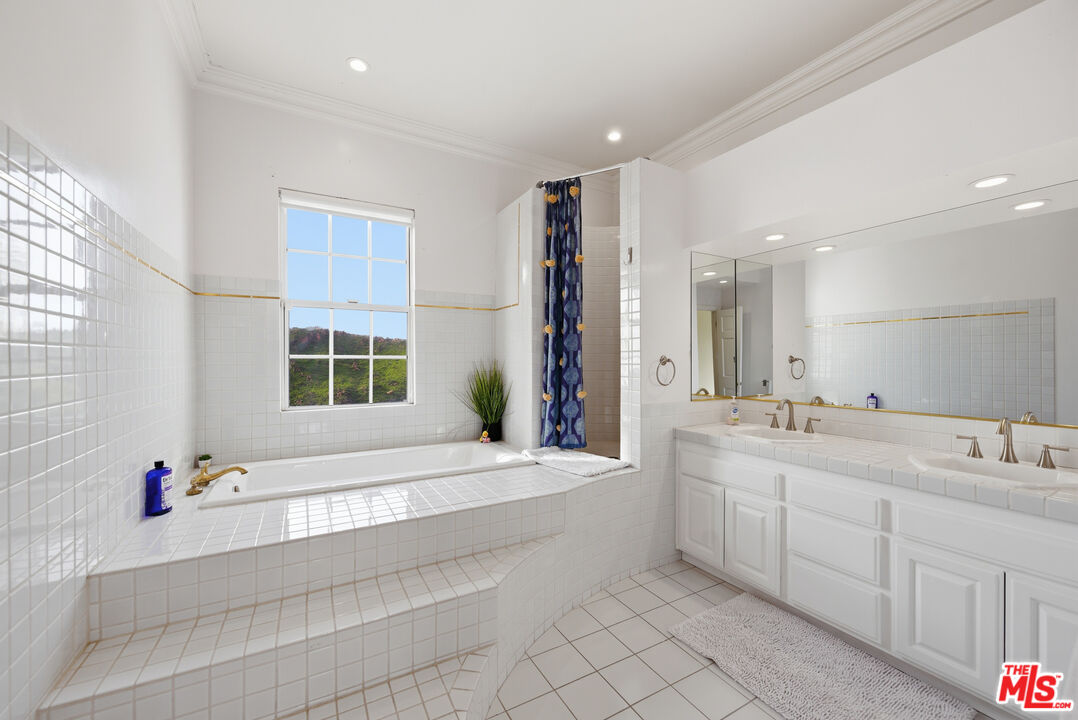 501 Sadie Road Topanga, CA 90290 - Photo 27 of 42