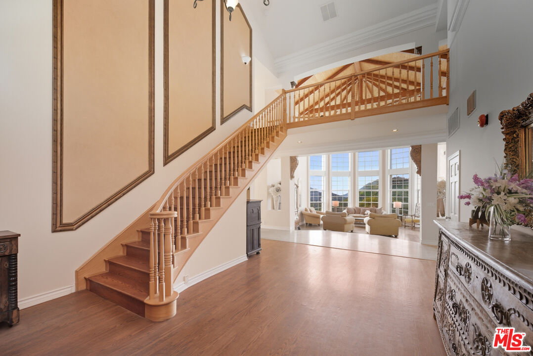 501 Sadie Road Topanga, CA 90290 - Photo 3 of 42