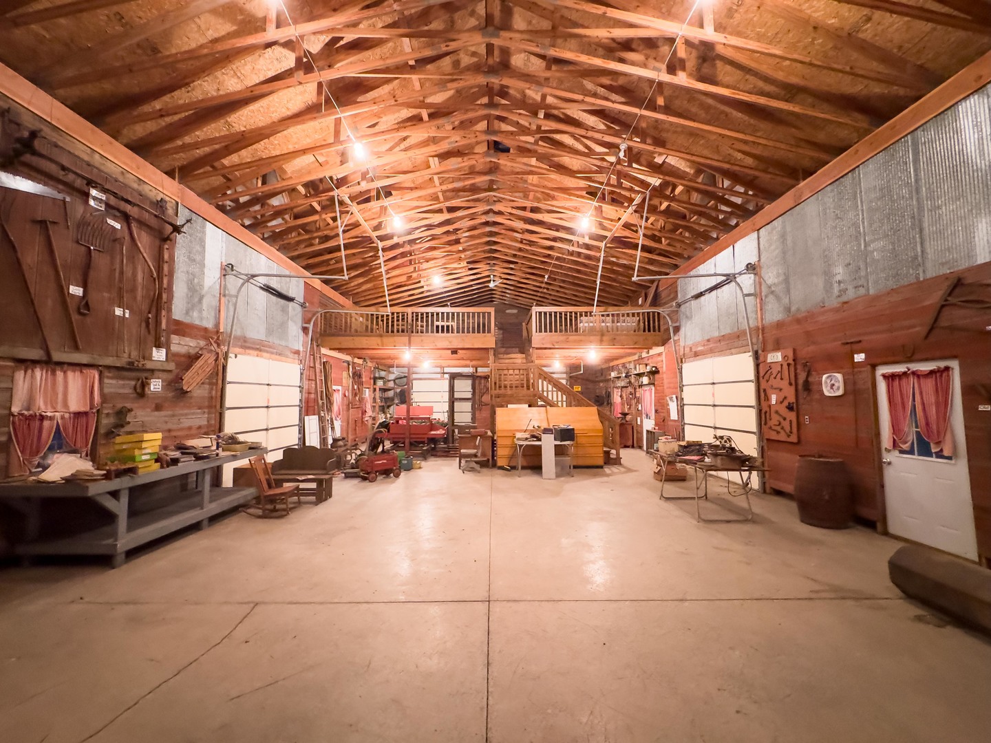 19256 1330 E Road Pontiac, IL 61764 - Photo 35 of 36 a view of a garage with parked cars