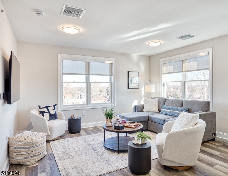 246 Main Street, Unit 406 Chatham, NJ 07928 - Photo 12 of 43